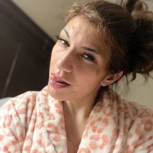 Meet your Posher, Hermosa